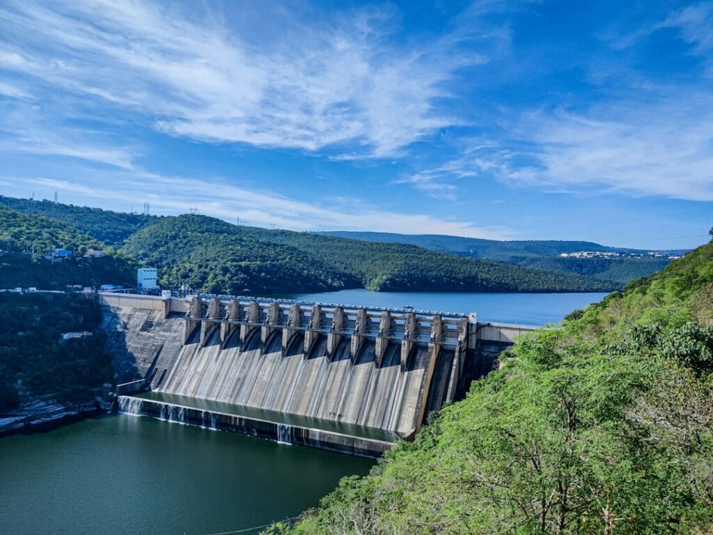 Stock photograph of Srisailam Dam for hydropower context; not a project in Hunan.